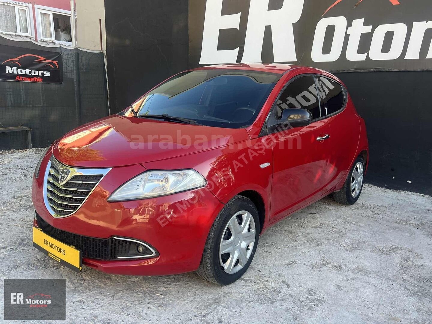 Galeriden Lancia Ypsilon 0.9 2013 Model İstanbul 154.690 km Kırmızı 3