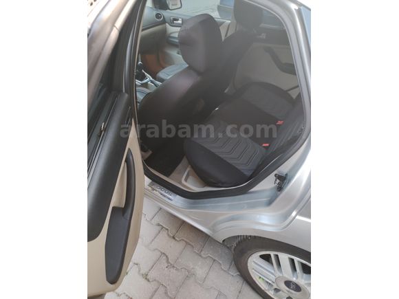 Sahibinden Ford Focus 1.6 Ghia 2007 Model
