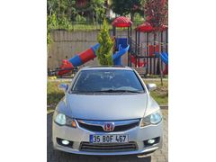 Memurdan Honda Civic 1.6i VTEC  Vsa li Elegance 2008 Model