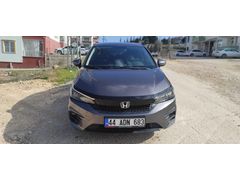 ilk elden Memurdan hatasız boyasız orjinal bakimları tam  36 binde Honda City 1.5 i-VTEC Executive 2021 Model