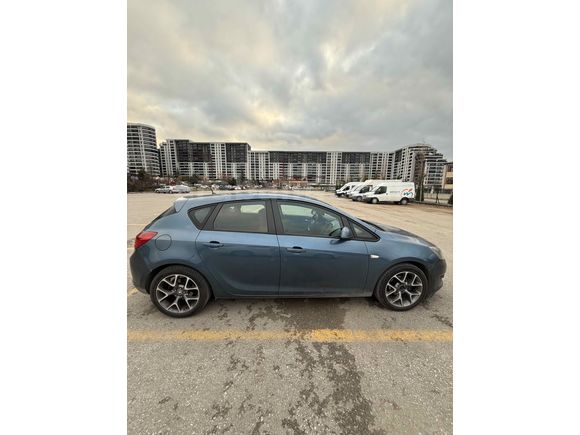 Sahibinden değişensiz opel astra j