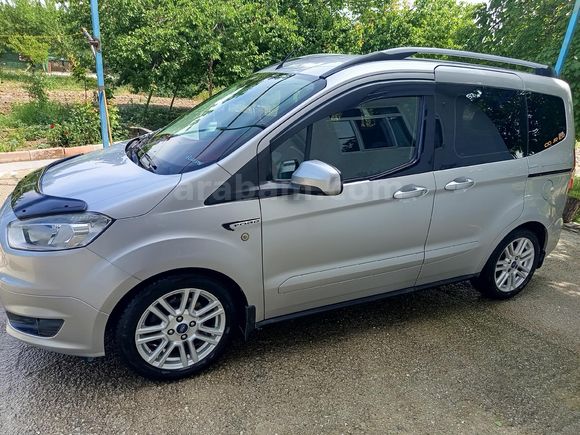 Sahibinden Ford Tourneo Courier 1.6 TDCi Titanium Plus 2017 Model