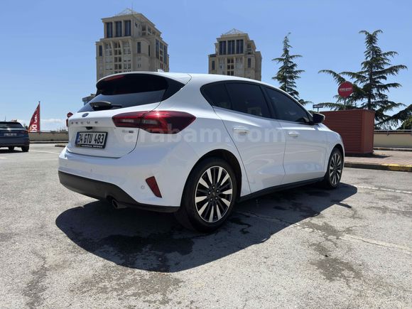 Sahibinden Ford Focus 1.0 EcoBoost Titanium X 2023 Model 