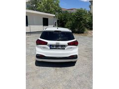 Sahibinden Hyundai i20 1.4 CRDi Jump 2018 Model 