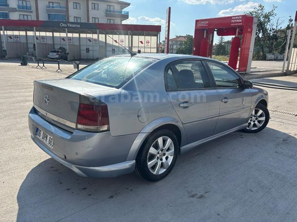 Sahibinden Opel Vectra 1.6 Design Edition 2005 Model  339.000 km Muayene yeni, alt takım yeni
