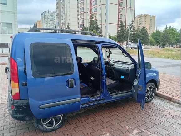 Sahibinden Renault Kangoo 1.4 RNA 2000 Model
