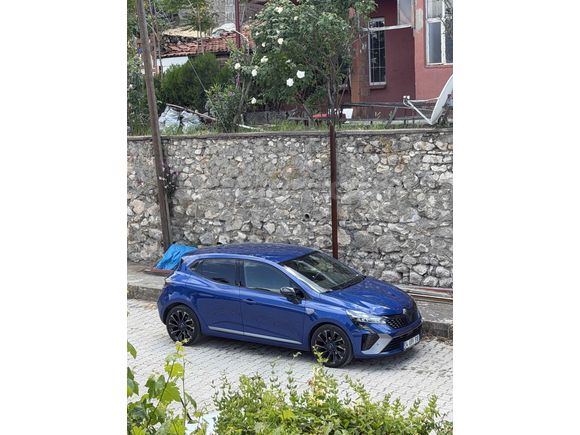 Sahibinden Renault Clio 1.0 TCe Techno Esprit Alpine 2024 Model 