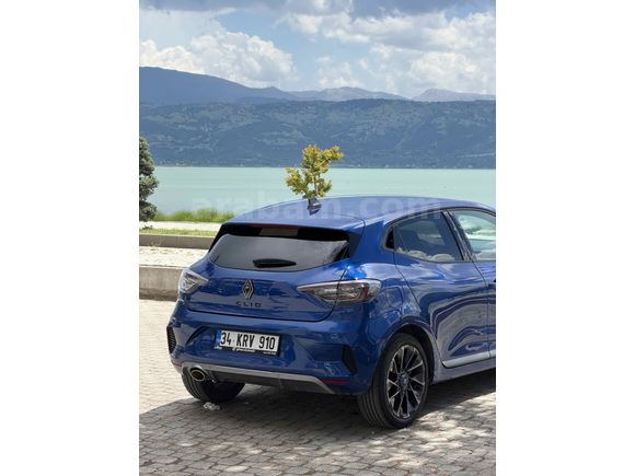 Sahibinden Renault Clio 1.0 TCe Techno Esprit Alpine 2024 Model 