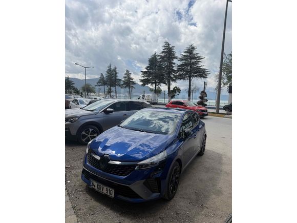 Sahibinden Renault Clio 1.0 TCe Techno Esprit Alpine 2024 Model 