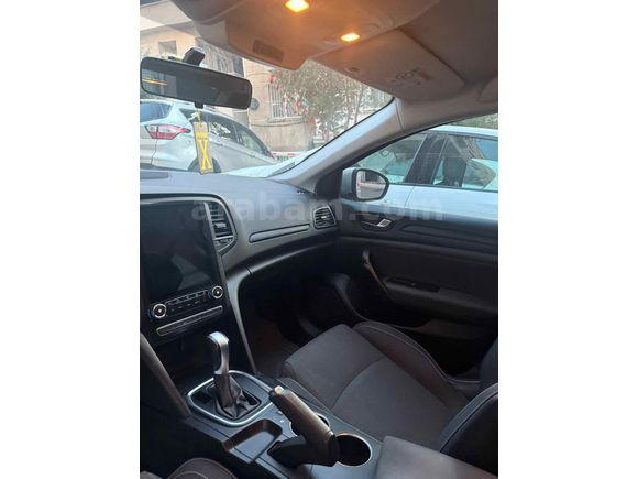 Sahibinden Renault Megane 1.5 Blue DCI Joy 2020 Model 