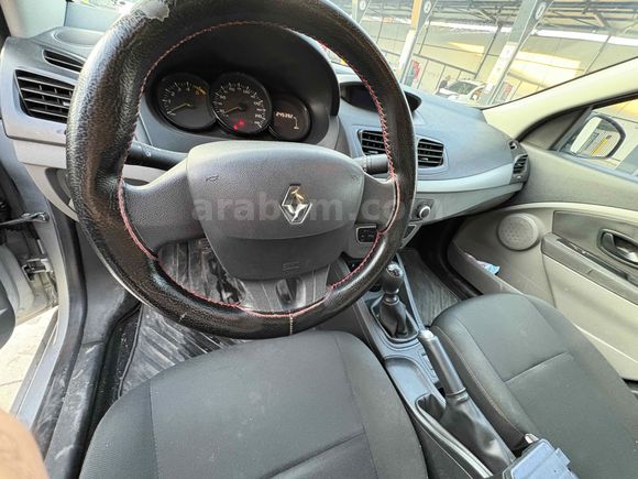 2.5 Parça Boyalı Masrafsız 110 luk Fluence