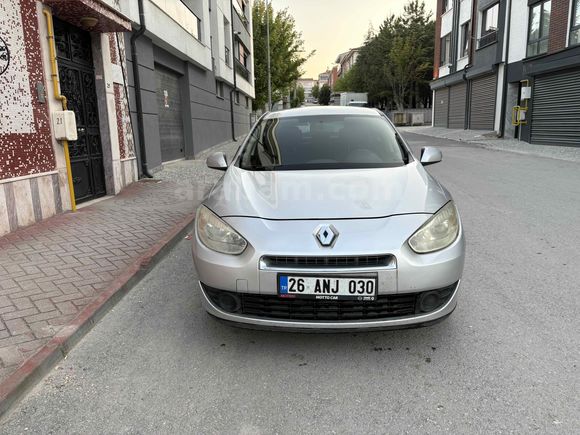 2.5 Parça Boyalı Masrafsız 110 luk Fluence