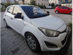 Sahibinden Hyundai i20 1.2 D-CVVT Jump 2014 Model  177.000 km Beyaz