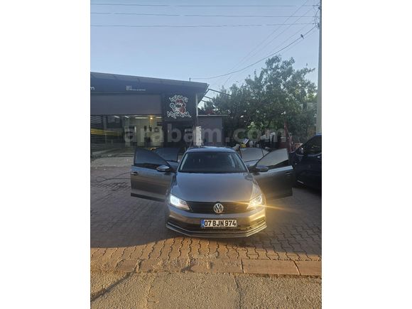ACİL!! PAZARLIK YOK Sahibinden Volkswagen Jetta 1.2 TSi Trendline 2017 Model