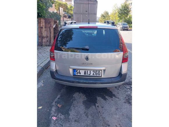 Temiz Aile Aracı Megane