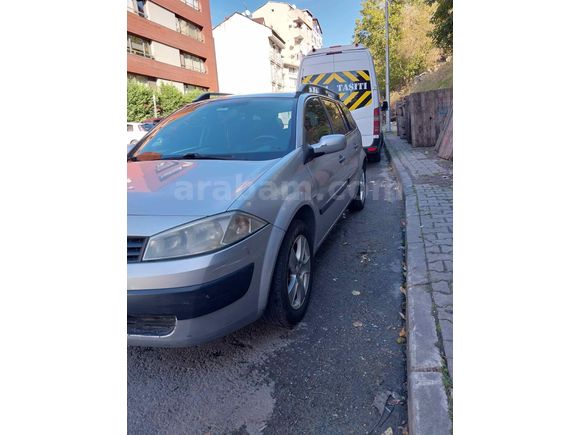 Temiz Aile Aracı Megane