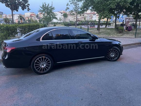 Sahibinden 15/02/2022 çıkışlı E 200 d Exclusive 2021 Model 