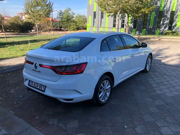 Sahibinden Renault Megane 1.5 Blue DCI Touch 2020 Model 