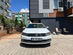 doktordan temiz kullanılmış, mükemmel kondisyonda, Sahibinden Volkswagen Jetta 1.6 TDi Comfortline 2015 Model   Beyaz