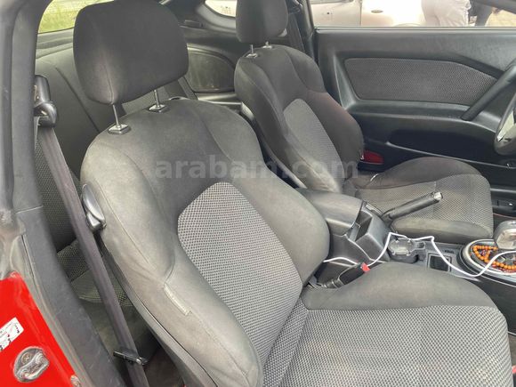 4KAPI TAKASLI Hyundai Coupe 1.6 FX 2005 Model 