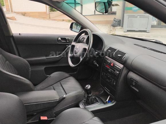 Sahibinden Audi A3 Sportback 1.6 Ambiente 2001 Model