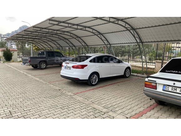 Sahibinden Ford Focus 1.6 Ti-VCT Trend X 2015 Model 