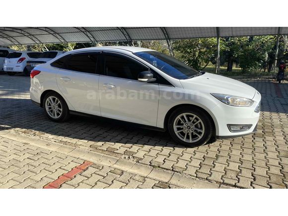 Sahibinden Ford Focus 1.6 Ti-VCT Trend X 2015 Model 