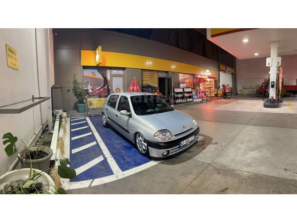 Sahibinden Renault Clio 1.6 RXT 2000 Model 