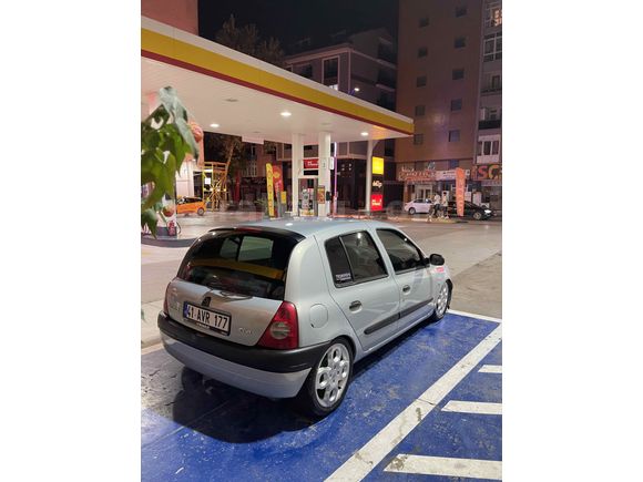 Sahibinden Renault Clio 1.6 RXT 2000 Model 