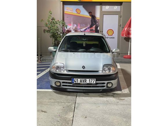 Sahibinden Renault Clio 1.6 RXT 2000 Model 