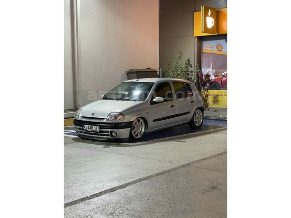 Sahibinden Renault Clio 1.6 RXT 2000 Model 