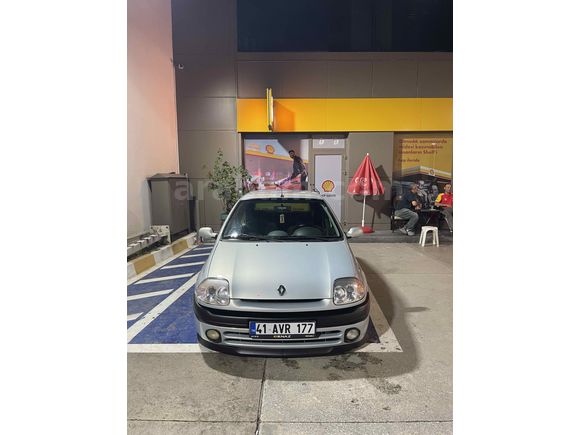 Sahibinden Renault Clio 1.6 RXT 2000 Model 
