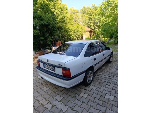 Sahibinden Opel Vectra 2.0 GLS 1993 Model