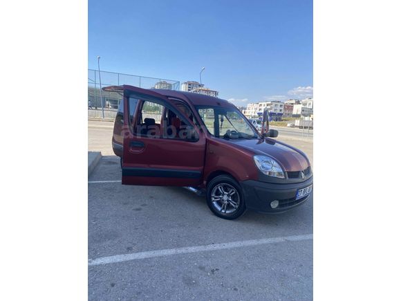 Sahibinden Renault Kangoo Multix 1.5 dCi Authentique 2005 Model 