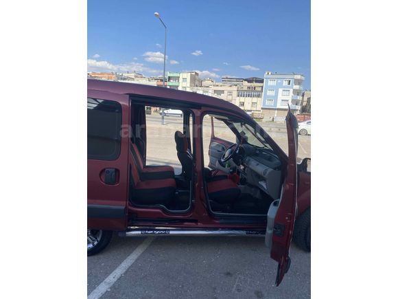 Sahibinden Renault Kangoo Multix 1.5 dCi Authentique 2005 Model 