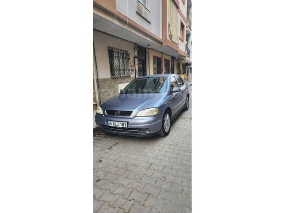 Acil satılık aradıgım aracı bulduğum icin Opel Astra 1.6 Enjoy 2003 Model  189.000 km takas olur Gri (metalik)