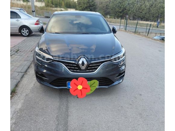 Sahibinden Renault Megane 1.3 TCe Icon 2023 Model