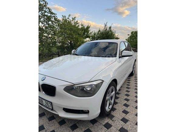 Sahibinden BMW 1 Serisi 116i Comfort 2012 Model  126.800 km Beyaz
