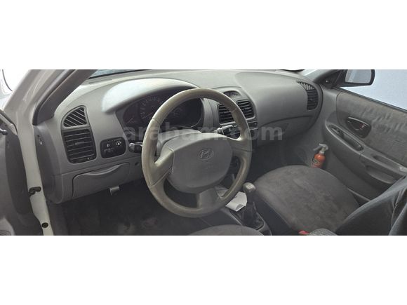 Sahibinden Hyundai Accent 1.3 Admire 2006 Model