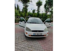 Sahibinden Ford Focus 1.6 Ghia 2000 Model