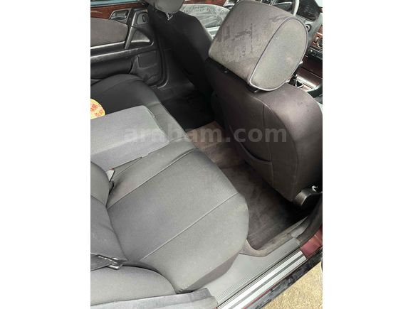 Sahibinden Mercedes - Benz E 200 Elegance 1997 Model  330.000 km Bordo