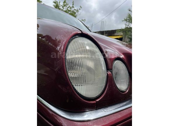 Sahibinden Mercedes - Benz E 200 Elegance 1997 Model  330.000 km Bordo
