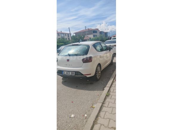 Sahibinden Seat Ibiza 1.4 Style 2015 Model