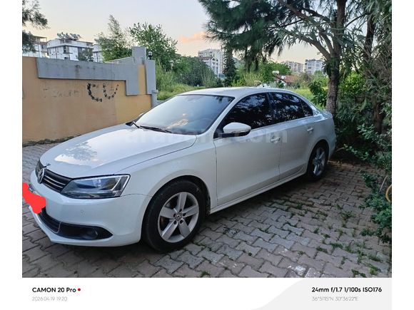 Sahibinden Volkswagen Jetta 1.6 TDi Comfortline 2014 Model  269.000 km Beyaz