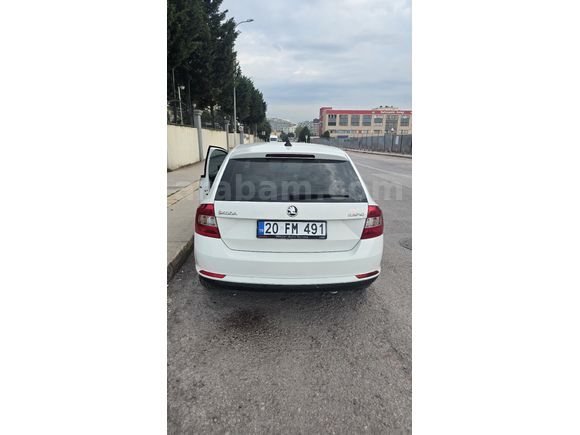 Sahibinden Skoda Rapid 1.2 Ambition 2014 Model İstanbul