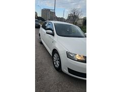 Sahibinden Skoda Rapid 1.2 Ambition 2014 Model İstanbul