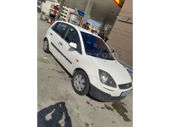 Sahibinden Ford Fiesta 1.4 TDCi Comfort 2006 Model