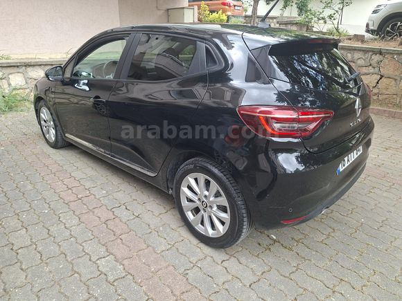 Sahibinden Renault Clio 1.0 TCe Touch 2022 Model Orjinal