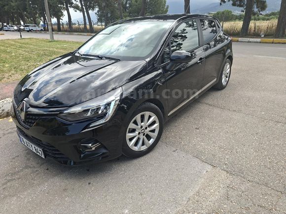 Sahibinden Renault Clio 1.0 TCe Touch 2022 Model Orjinal