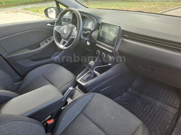 Sahibinden Renault Clio 1.0 TCe Touch 2022 Model Orjinal